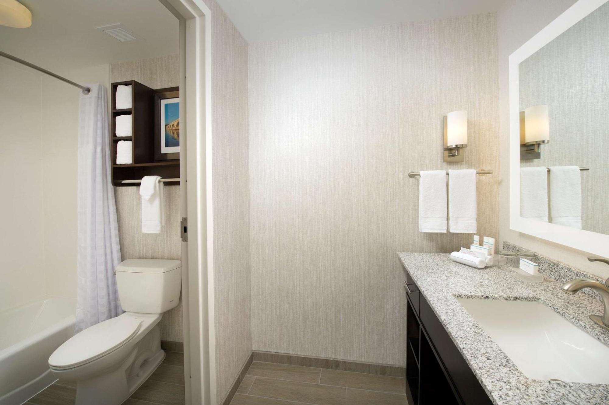 Homewood By Hilton Dc Noma Union Station Hotel